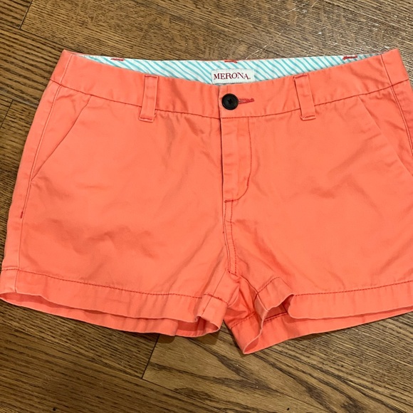 Women’s salmon color shorts - Picture 1 of 5